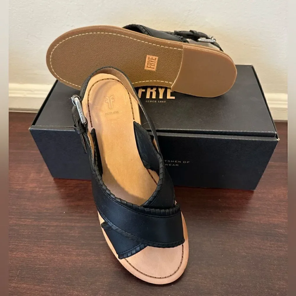 💥Frye Women’s leather feather criss cross black sandal size 7,5 NIB
